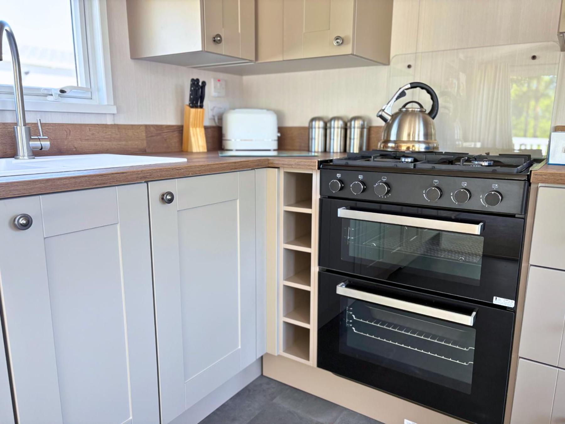 Linwater Caravan Park - Luxury Lodges And Static Caravans Near Edinburgh Ньюбридж Экстерьер фото